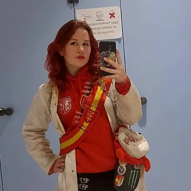 Zoë Debo
